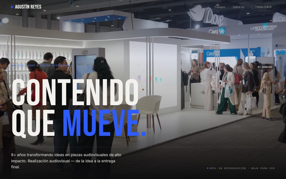 El portfolio de Agustín Reyes, realizador y editor audiovisual: portada con su reel y el título Contenido que mueve.